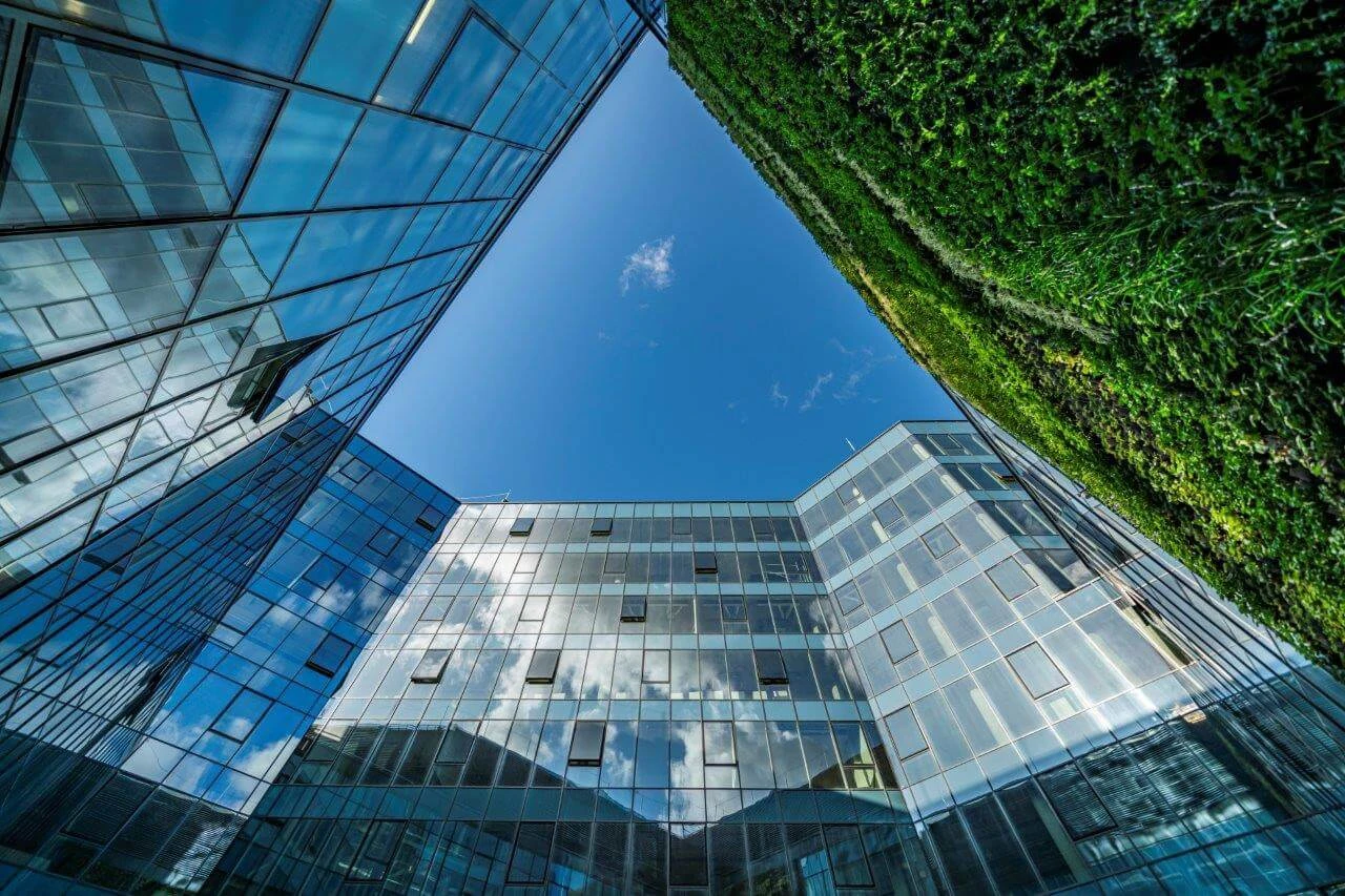 Progettare in modo responsabile. Come creare edifici a misura d’uomo sia nella vita di tutti i giorni che nelle situazioni estreme? Gli esperti rispondono