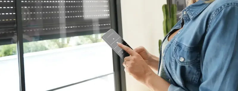 Automatisation des protections solaires — avantages pour la maison et le bureau