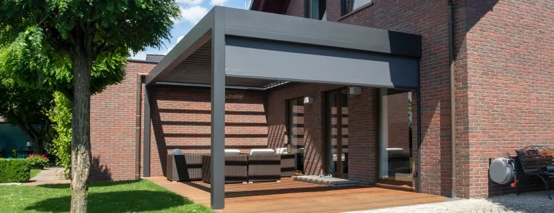 Pergolas and summer comfort – how to reduce heat build-up on the terrace and indoors?